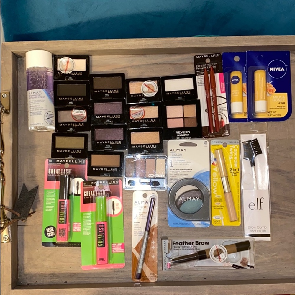 Make-up bundle
